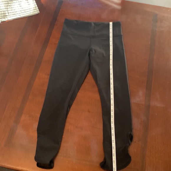 Lululemon cropped leggings - Picture 7 of 7